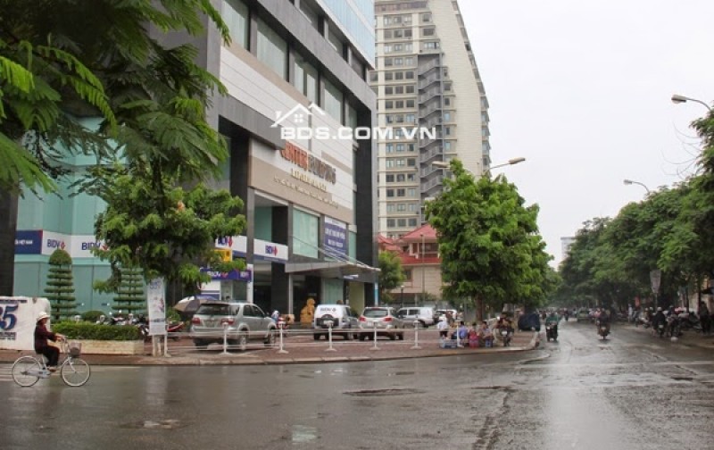 Bán nhà mặt đường đôi Vũ Trọng Phụng DT 88m2 X7T có thang máy, giá rẻ, cần bán!